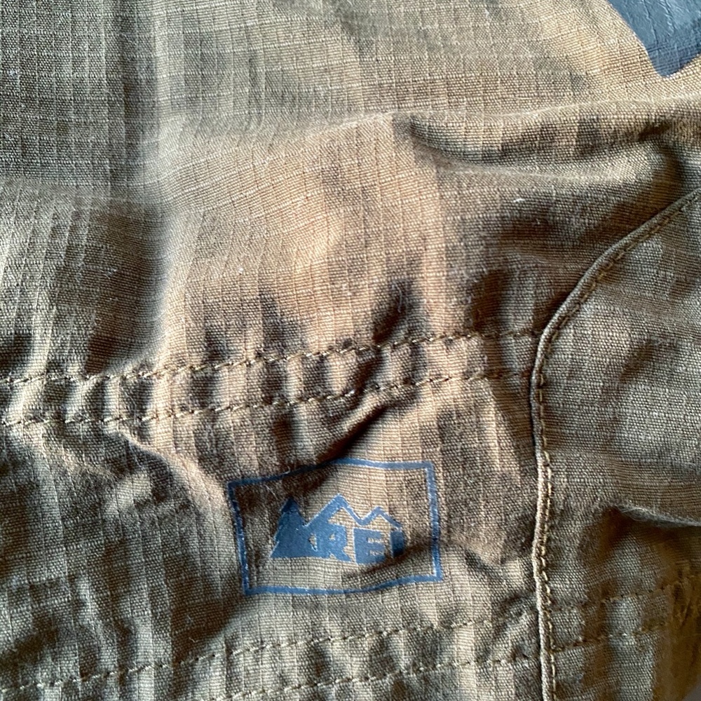 REI Shorts - Picture 4 of 4